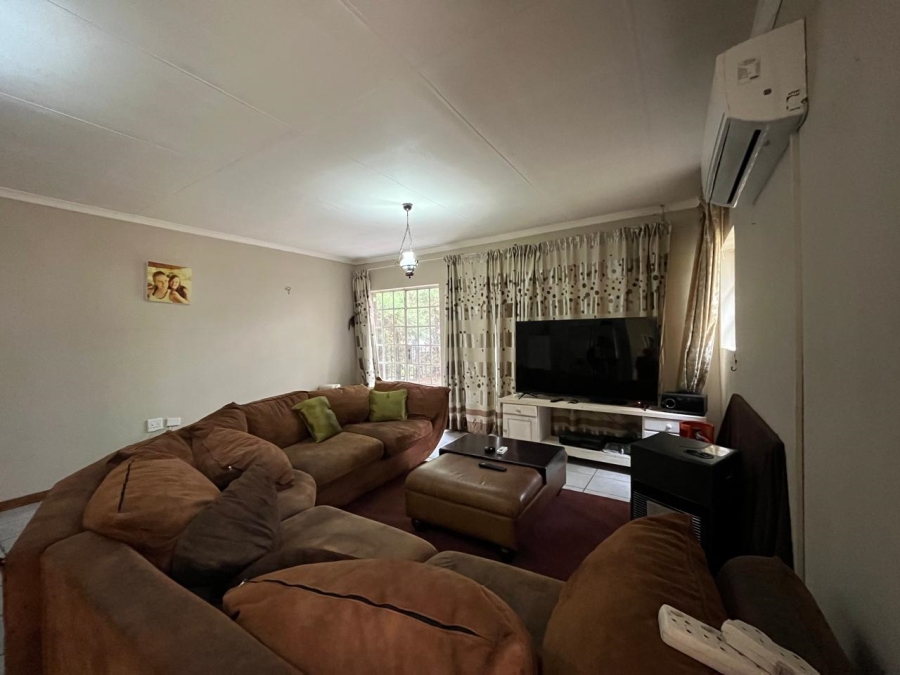 2 Bedroom Property for Sale in Standerton Mpumalanga