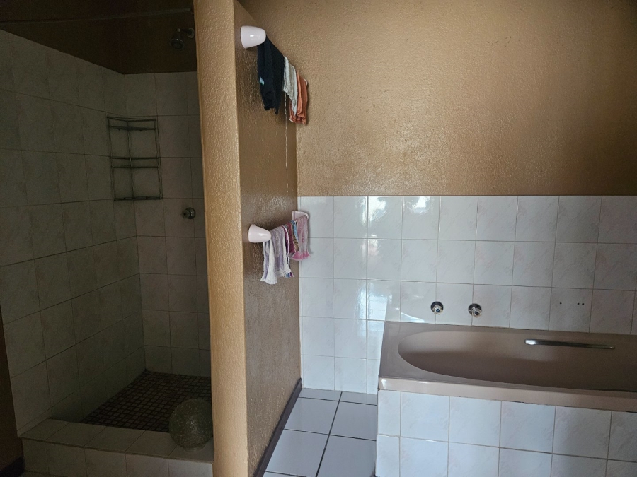 3 Bedroom Property for Sale in Eloff A H Mpumalanga