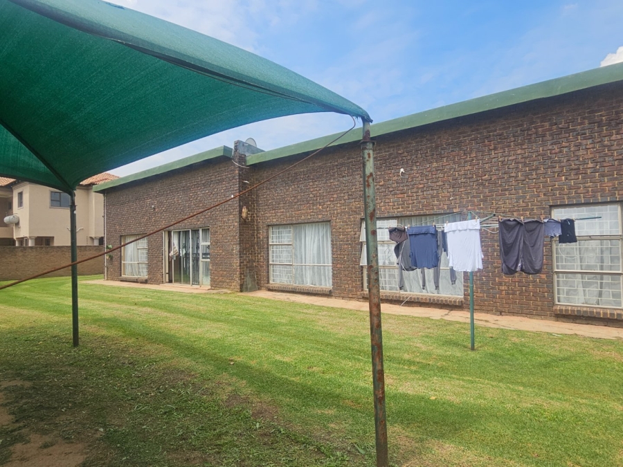 3 Bedroom Property for Sale in Eloff A H Mpumalanga