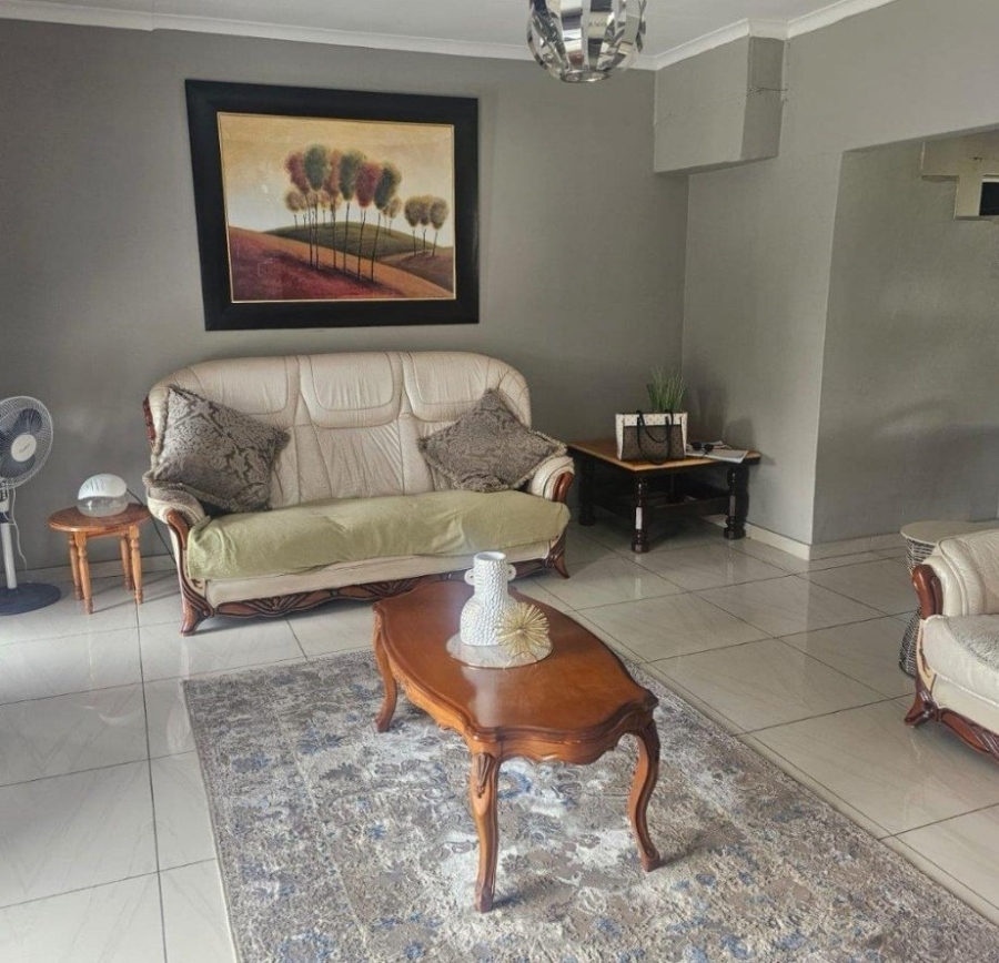 5 Bedroom Property for Sale in Model Park Mpumalanga