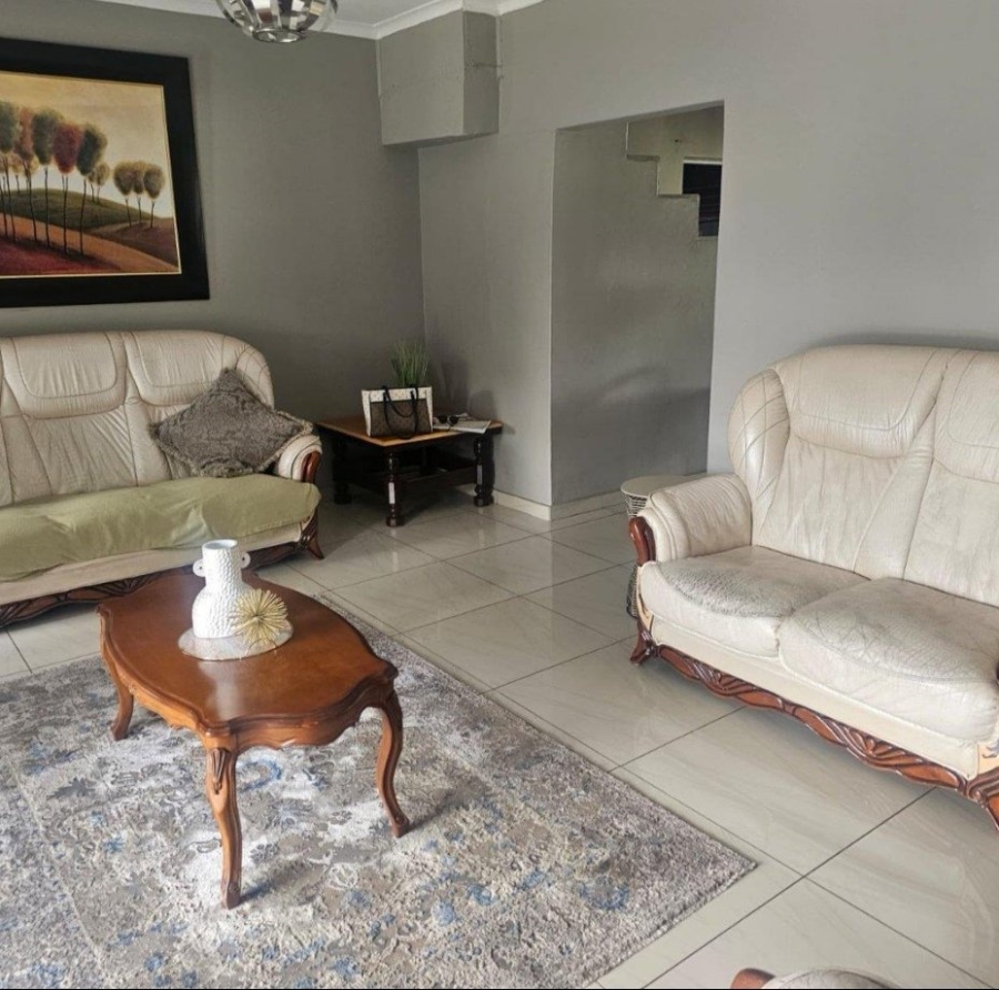 5 Bedroom Property for Sale in Model Park Mpumalanga