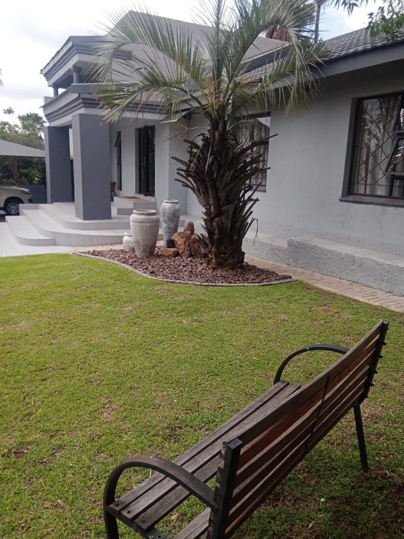5 Bedroom Property for Sale in Model Park Mpumalanga