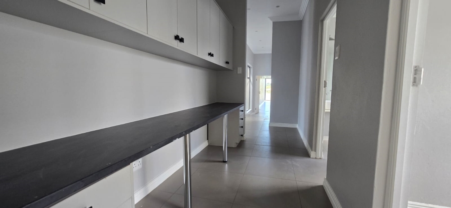 4 Bedroom Property for Sale in The Rest Nature Estate Mpumalanga