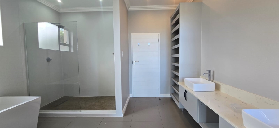 4 Bedroom Property for Sale in The Rest Nature Estate Mpumalanga