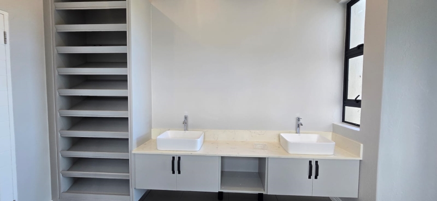 4 Bedroom Property for Sale in The Rest Nature Estate Mpumalanga