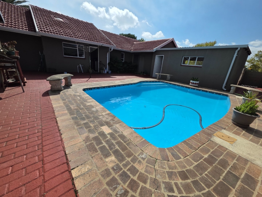 3 Bedroom Property for Sale in Secunda Mpumalanga