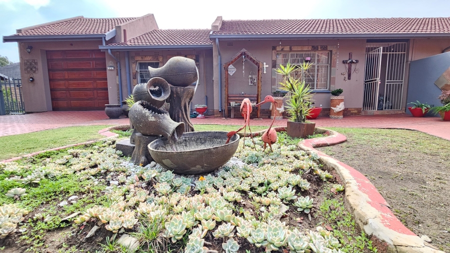 4 Bedroom Property for Sale in Secunda Mpumalanga