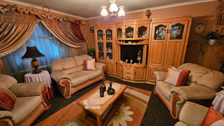 4 Bedroom Property for Sale in Secunda Mpumalanga