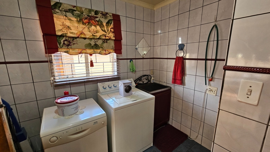 4 Bedroom Property for Sale in Secunda Mpumalanga