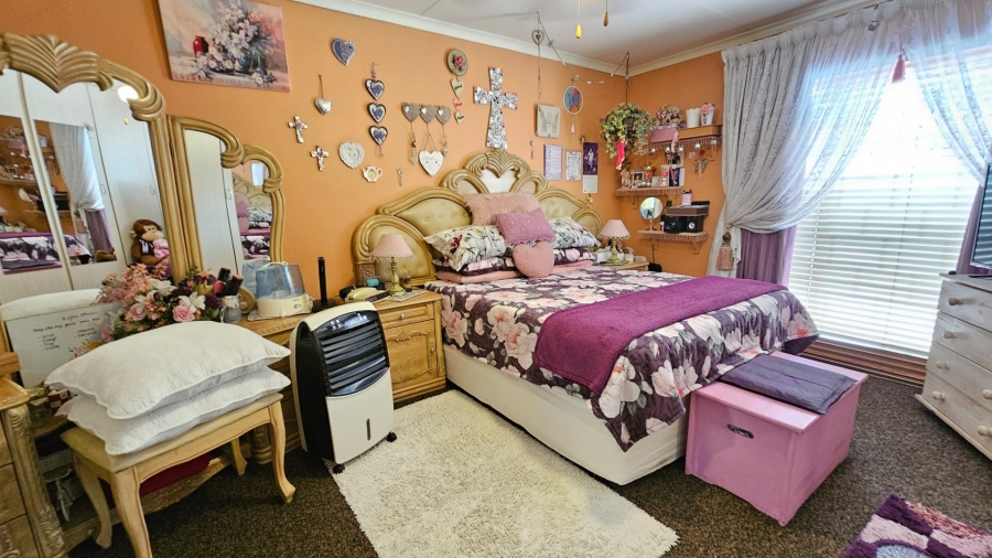 4 Bedroom Property for Sale in Secunda Mpumalanga