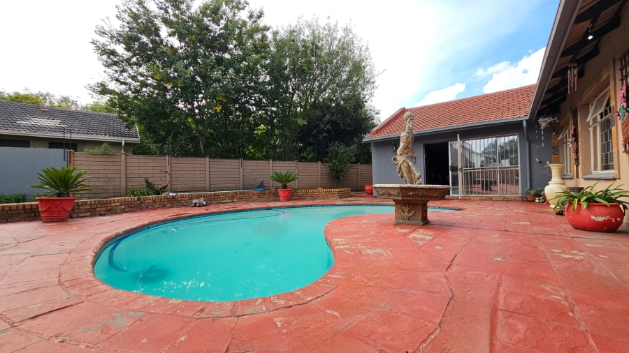 4 Bedroom Property for Sale in Secunda Mpumalanga