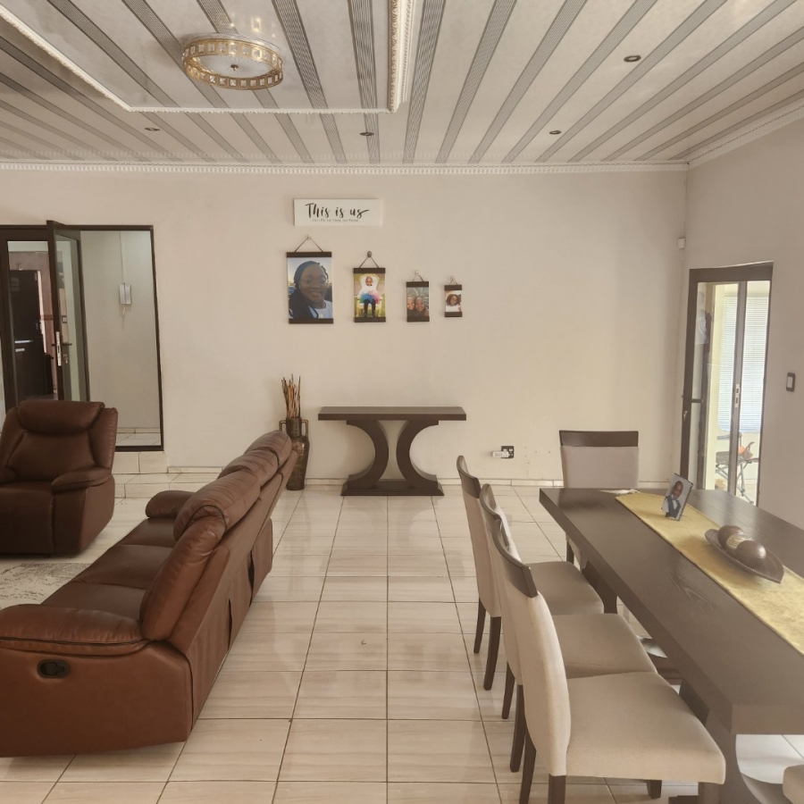 To Let 4 Bedroom Property for Rent in Standerton Mpumalanga