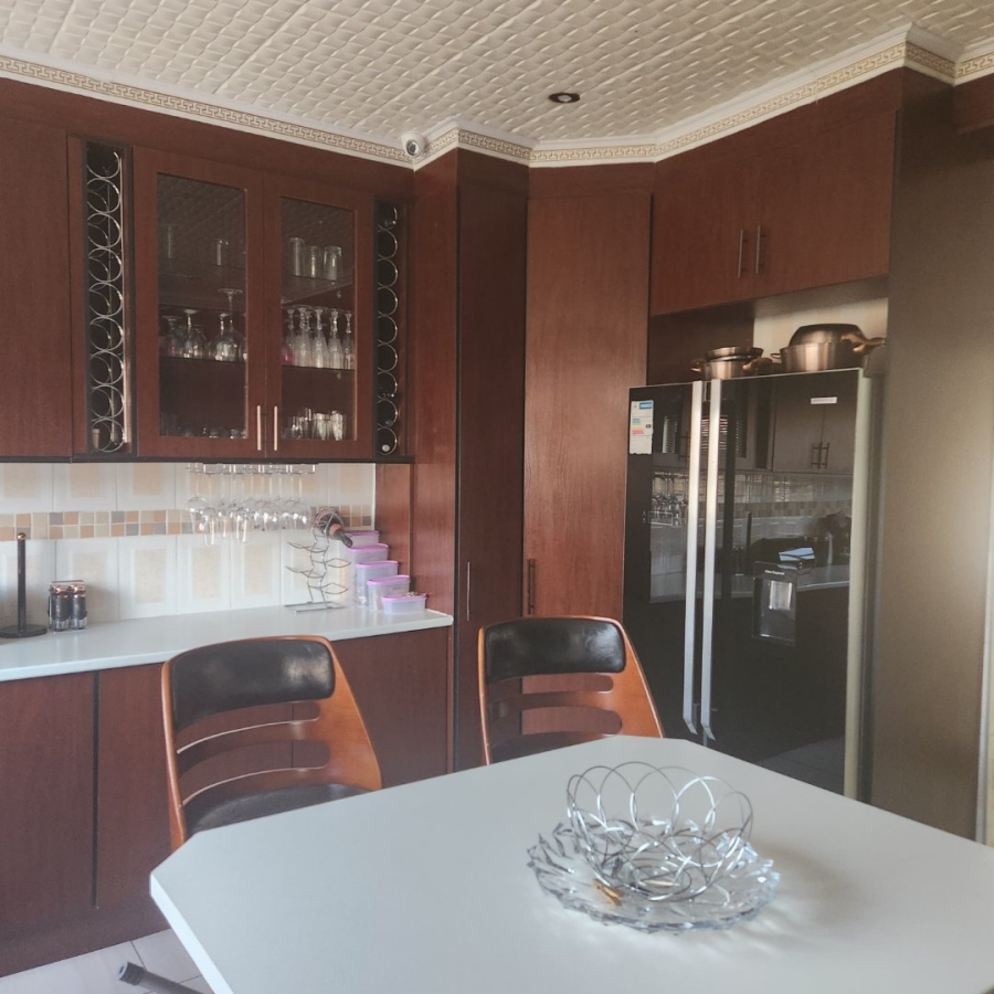 To Let 4 Bedroom Property for Rent in Standerton Mpumalanga