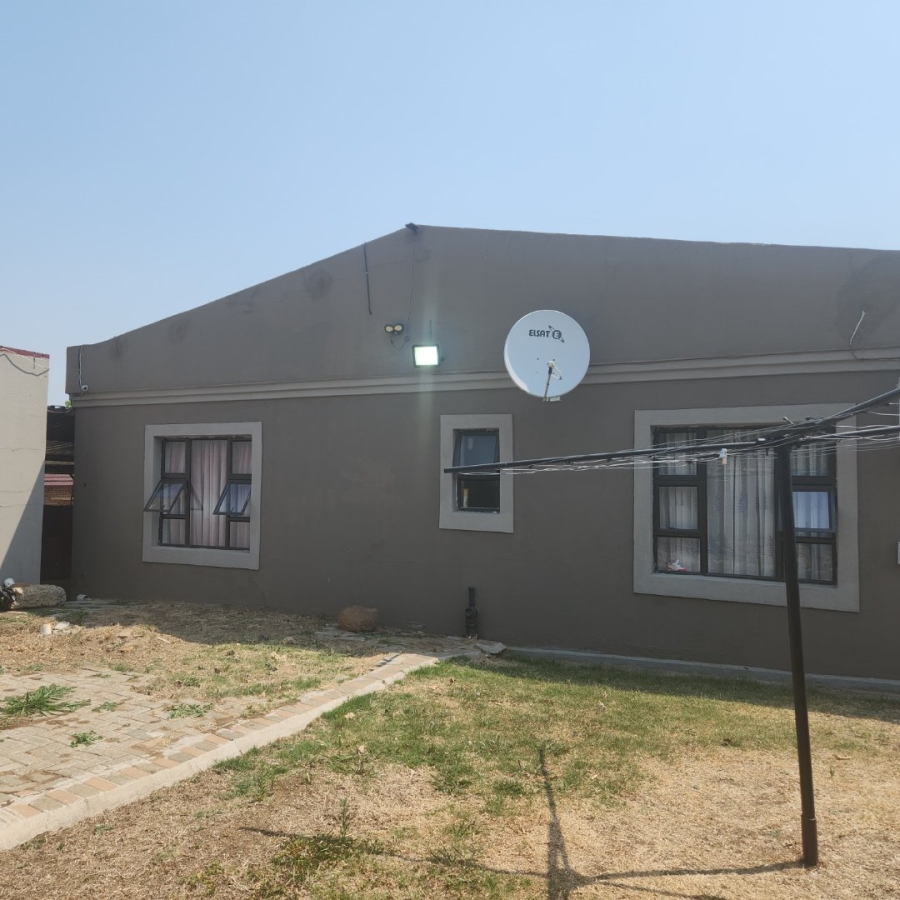 To Let 4 Bedroom Property for Rent in Standerton Mpumalanga