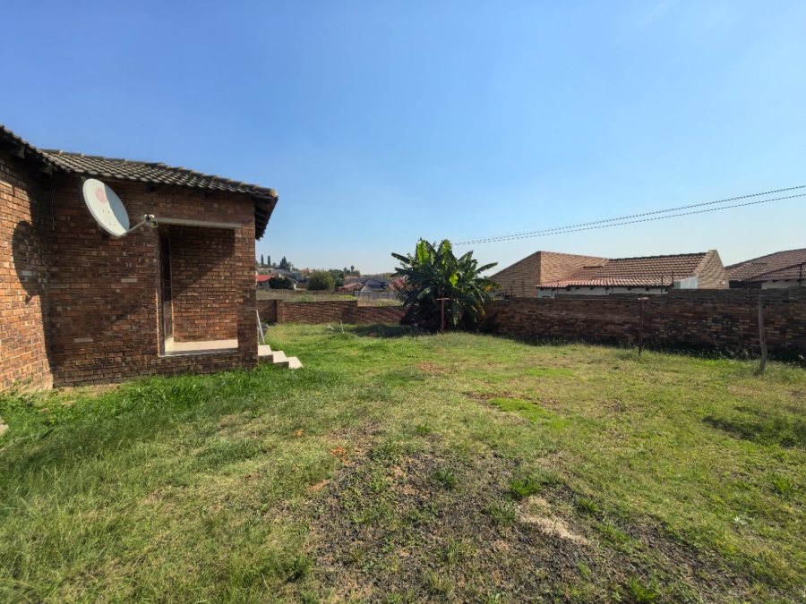 3 Bedroom Property for Sale in Die Heuwel Ext 4 Mpumalanga