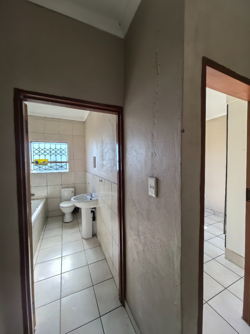 3 Bedroom Property for Sale in Die Heuwel Ext 4 Mpumalanga