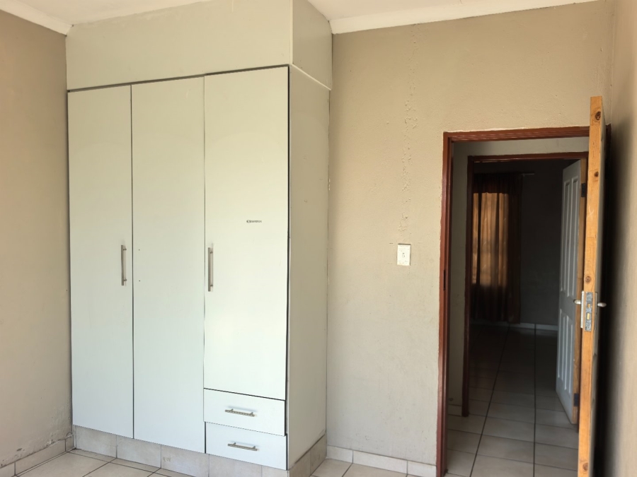 3 Bedroom Property for Sale in Die Heuwel Ext 4 Mpumalanga