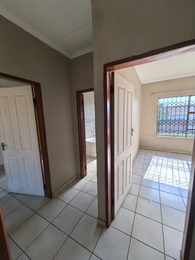 3 Bedroom Property for Sale in Die Heuwel Ext 4 Mpumalanga