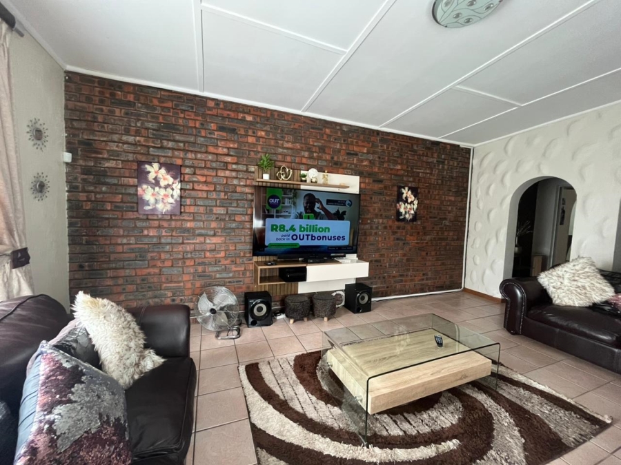4 Bedroom Property for Sale in Meyerville Mpumalanga