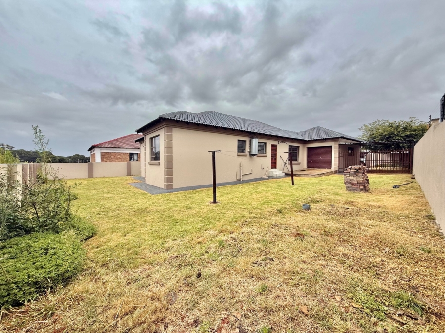 To Let 3 Bedroom Property for Rent in Aerorand Mpumalanga