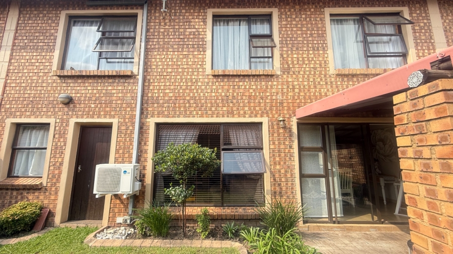 3 Bedroom Property for Sale in Middelburg Central Mpumalanga