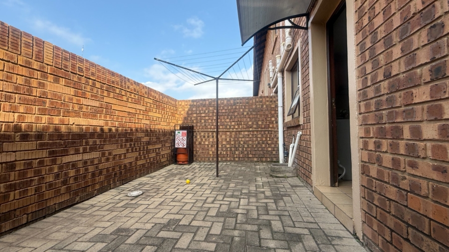 3 Bedroom Property for Sale in Middelburg Central Mpumalanga