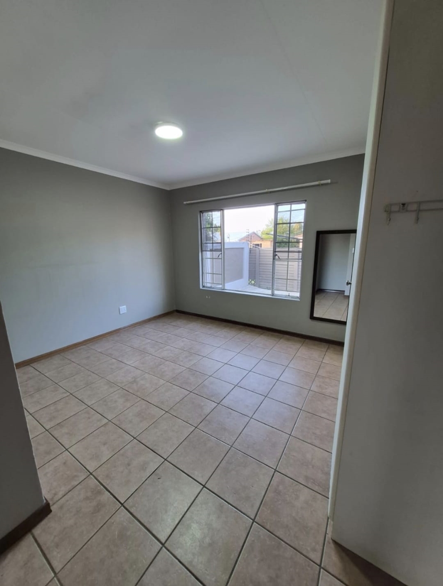 To Let 3 Bedroom Property for Rent in Lydenburg Mpumalanga