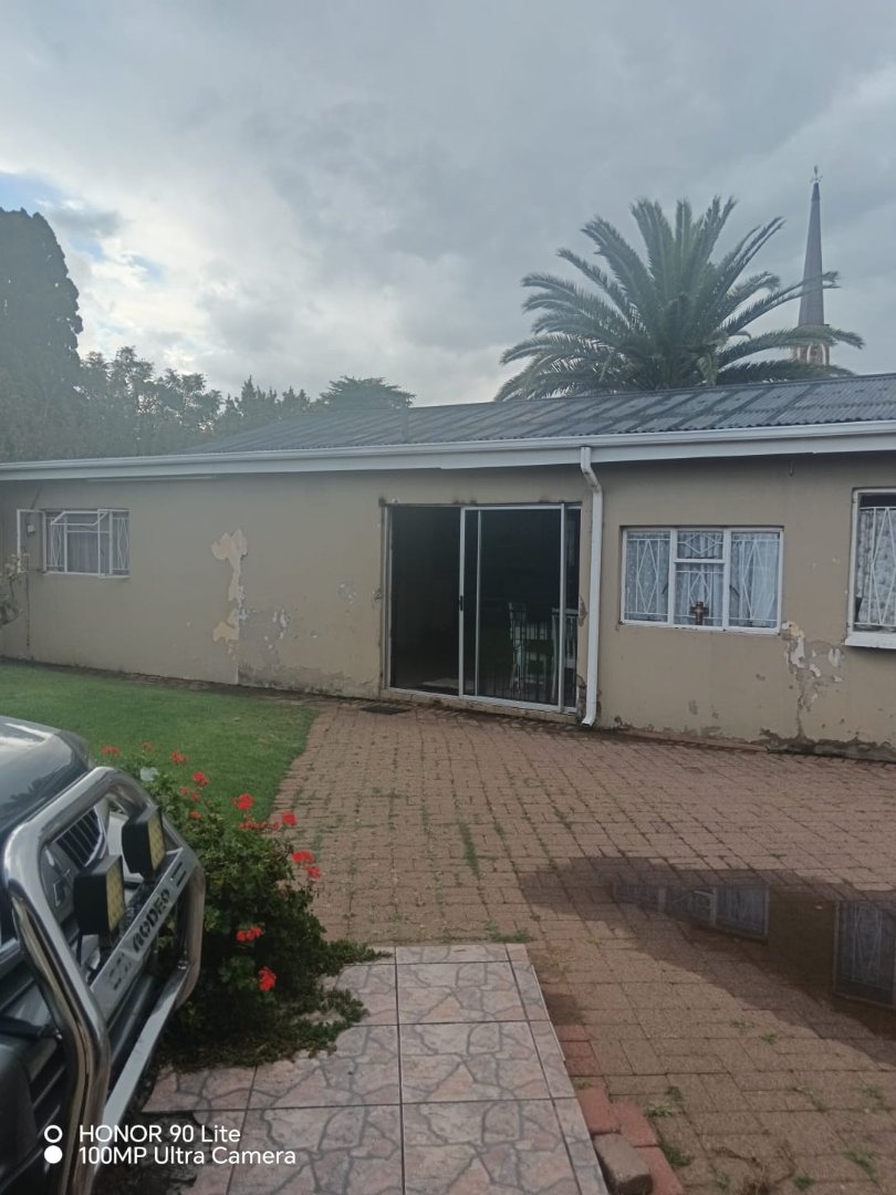 4 Bedroom Property for Sale in Witbank Ext 9 Mpumalanga