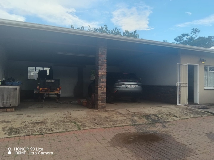 4 Bedroom Property for Sale in Witbank Ext 9 Mpumalanga