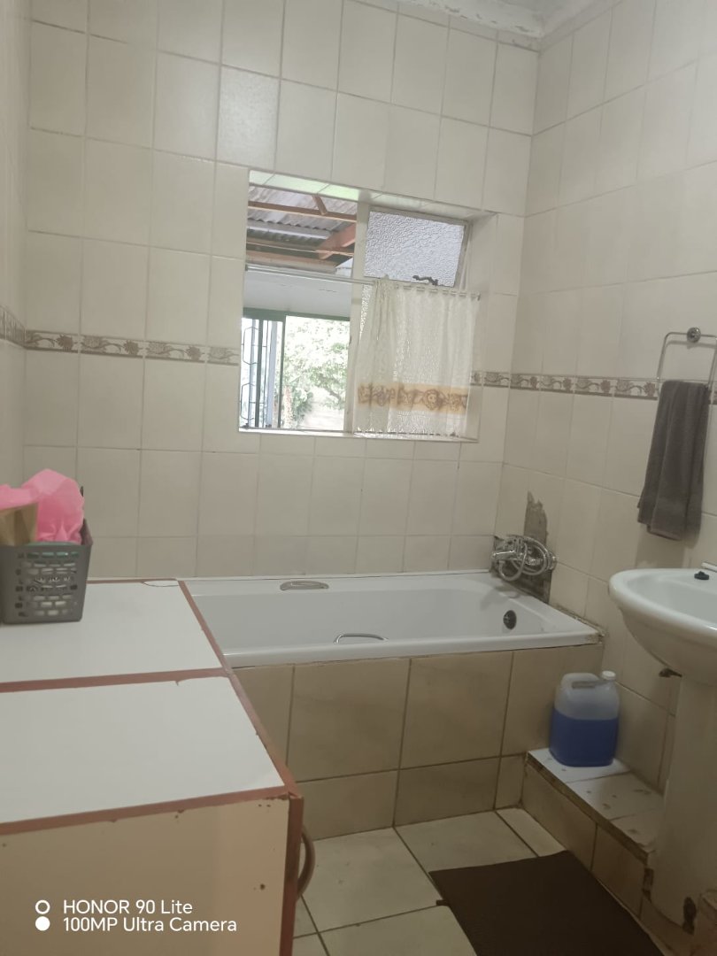 4 Bedroom Property for Sale in Witbank Ext 9 Mpumalanga