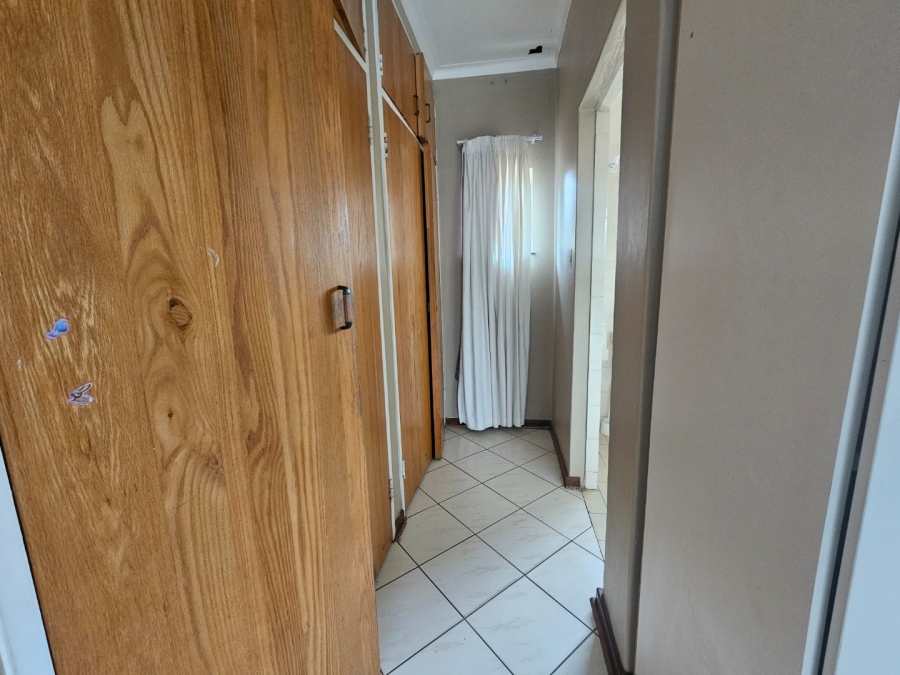4 Bedroom Property for Sale in Parkville Mpumalanga