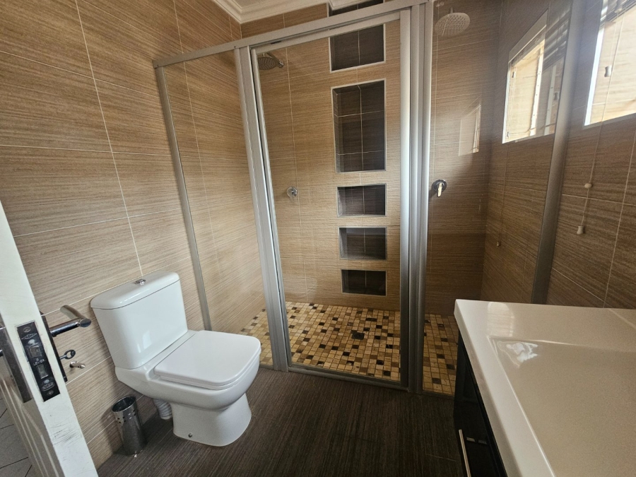 4 Bedroom Property for Sale in Parkville Mpumalanga