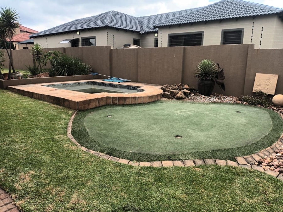 4 Bedroom Property for Sale in Reyno Ridge Mpumalanga