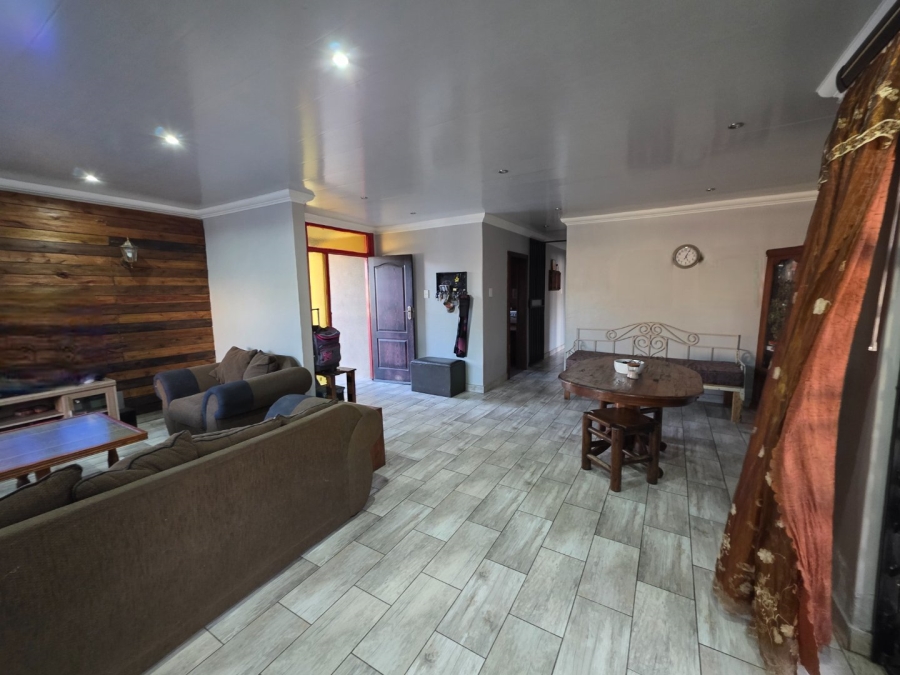 To Let 3 Bedroom Property for Rent in Secunda Mpumalanga