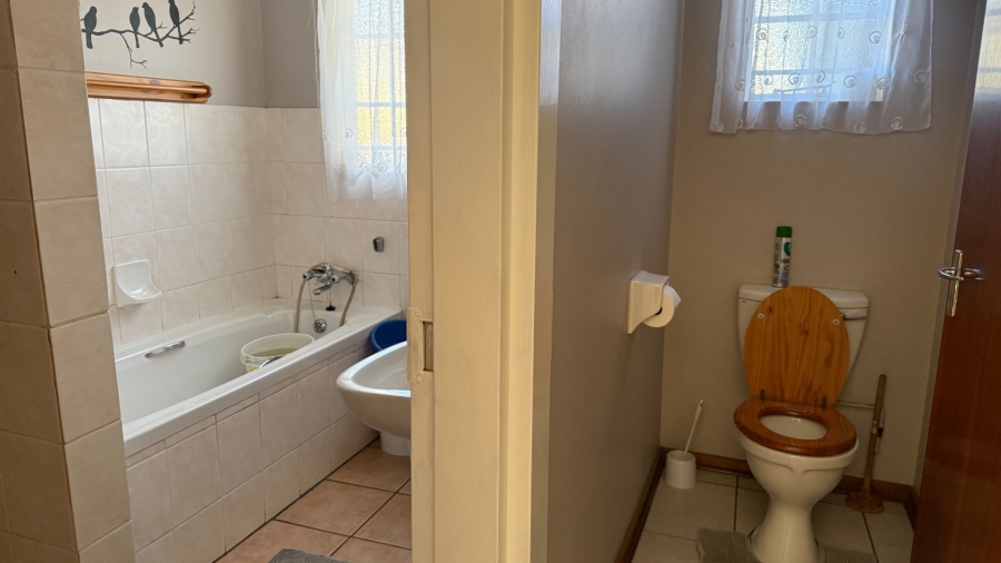 2 Bedroom Property for Sale in Middelburg Central Mpumalanga