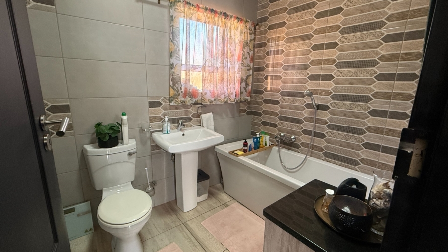 4 Bedroom Property for Sale in Dennesig Mpumalanga