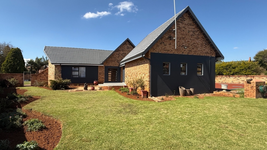 4 Bedroom Property for Sale in Dennesig Mpumalanga
