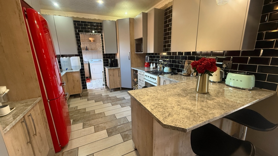 4 Bedroom Property for Sale in Dennesig Mpumalanga