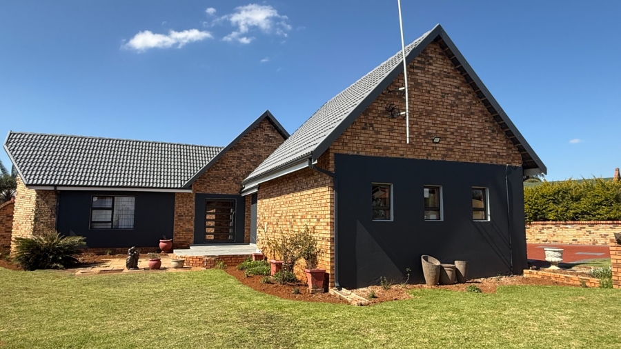 4 Bedroom Property for Sale in Dennesig Mpumalanga