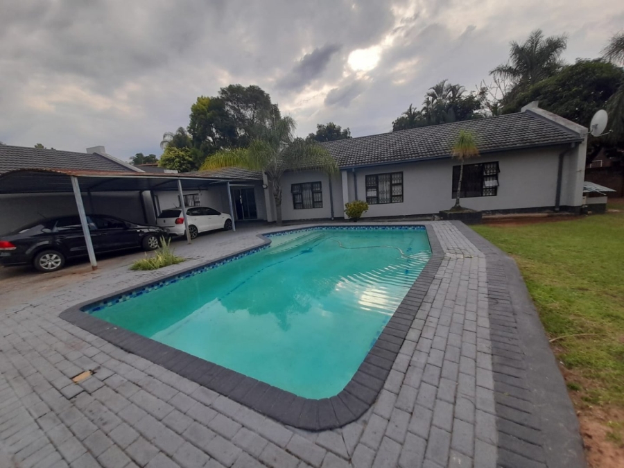 5 Bedroom Property for Sale in West Acres Ext 5 Mpumalanga