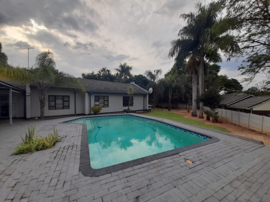 5 Bedroom Property for Sale in West Acres Ext 5 Mpumalanga