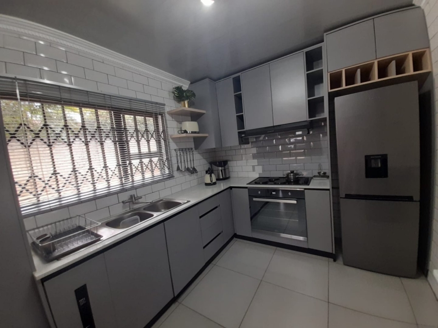 5 Bedroom Property for Sale in West Acres Ext 5 Mpumalanga