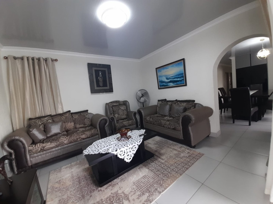 5 Bedroom Property for Sale in West Acres Ext 5 Mpumalanga