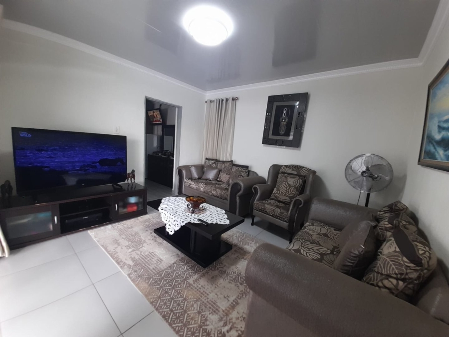 5 Bedroom Property for Sale in West Acres Ext 5 Mpumalanga