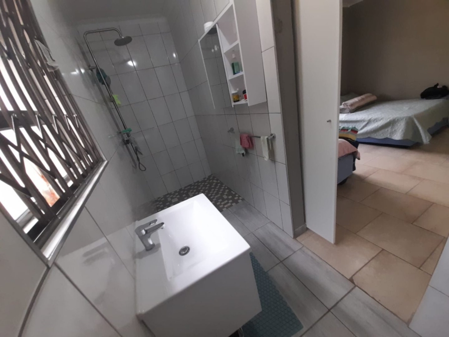 5 Bedroom Property for Sale in West Acres Ext 5 Mpumalanga