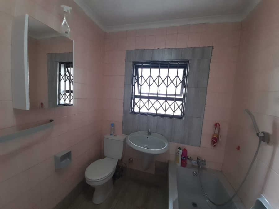 5 Bedroom Property for Sale in West Acres Ext 5 Mpumalanga