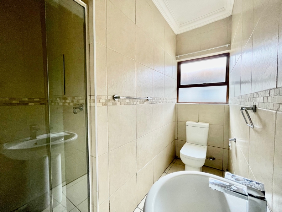 To Let 4 Bedroom Property for Rent in Aerorand Mpumalanga