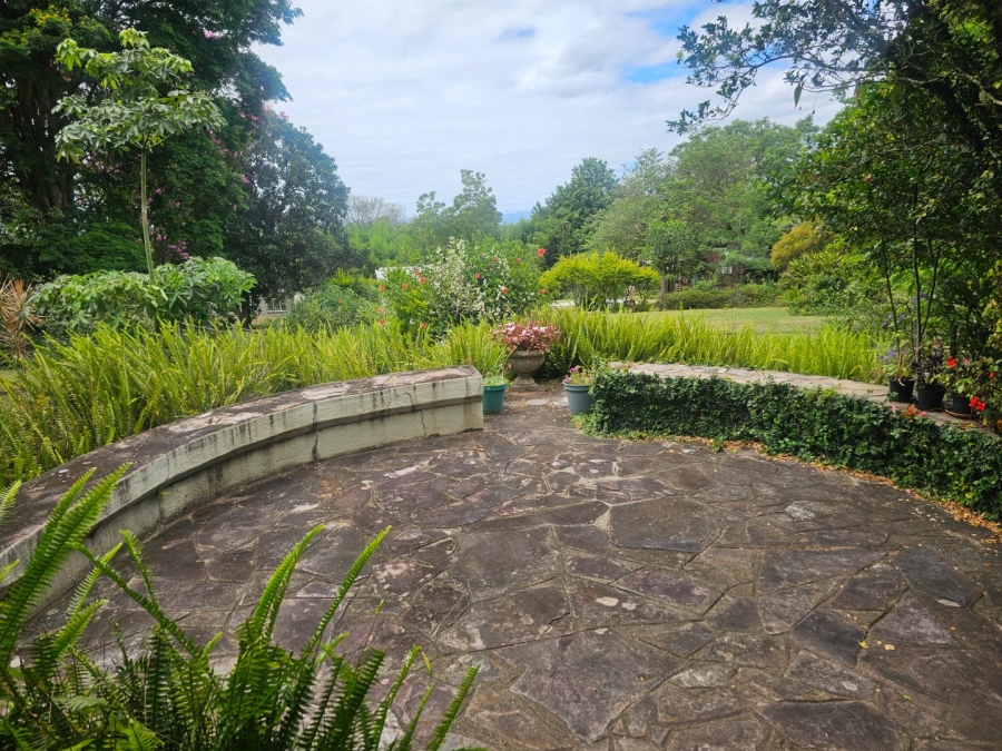 To Let  Bedroom Property for Rent in White River Estates Mpumalanga