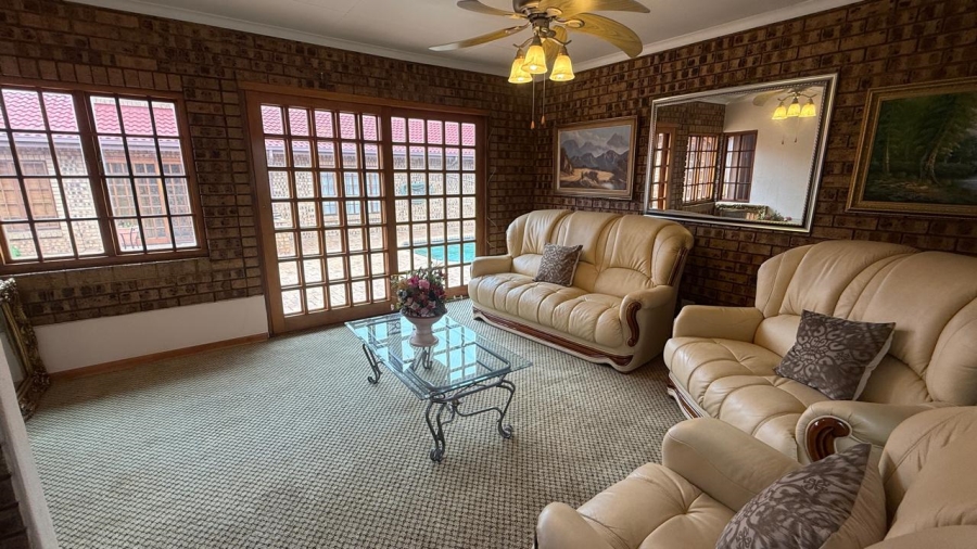 4 Bedroom Property for Sale in Aerorand Mpumalanga