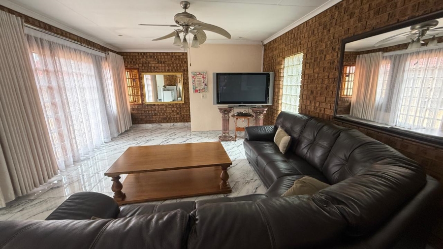 4 Bedroom Property for Sale in Aerorand Mpumalanga